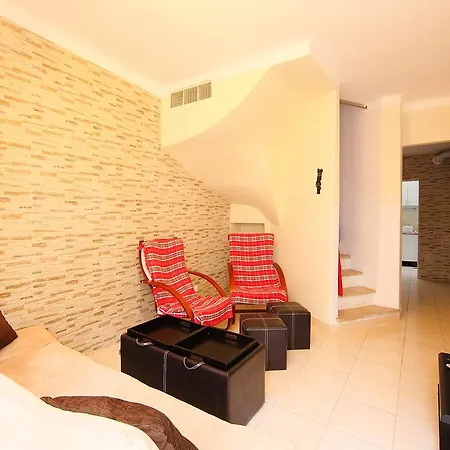 Holiday home Holiday Casa Hornix